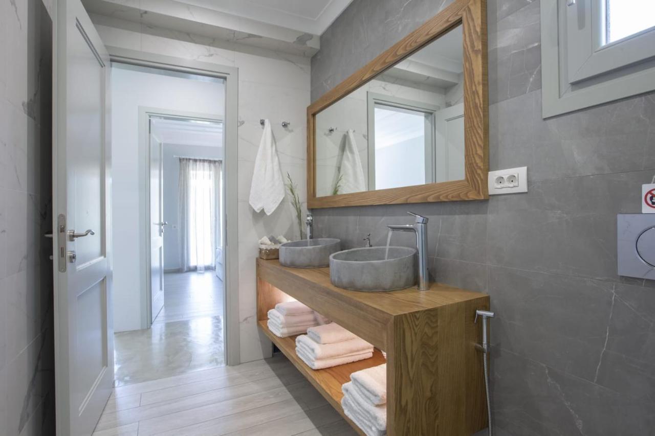 Panoutsis Villa - Sivros Lefkada Bagian luar foto
